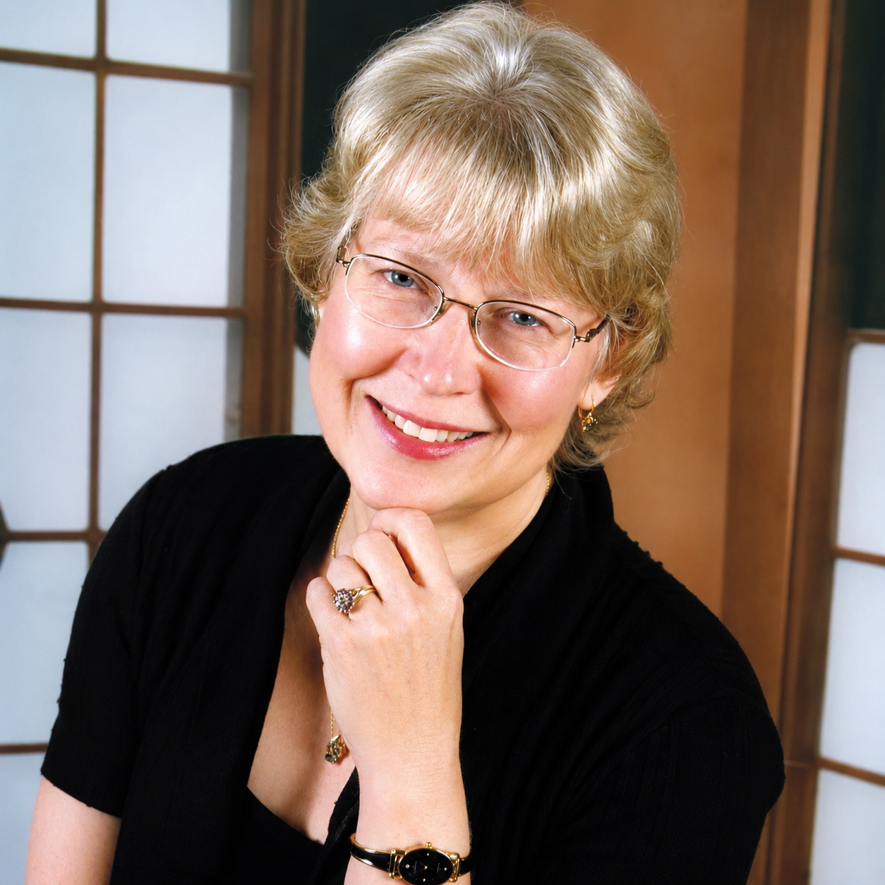 Dr. Carol Marshall